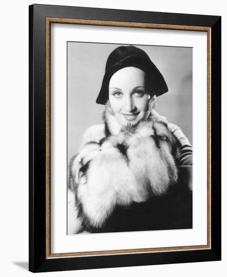 Carole Lombard-null-Framed Photographic Print