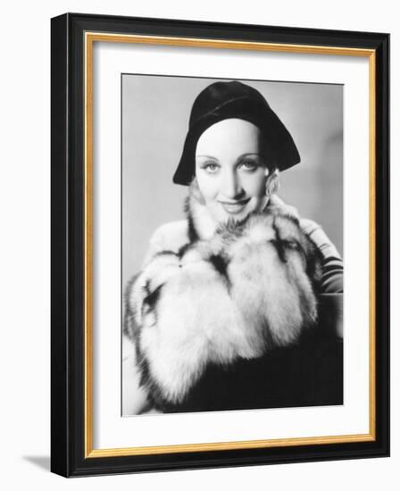 Carole Lombard-null-Framed Photographic Print