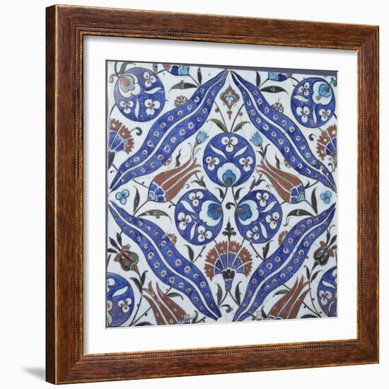 Carreau aux lèvres bleues dites "lèvres de Bouddha" et sequins-null-Framed Giclee Print