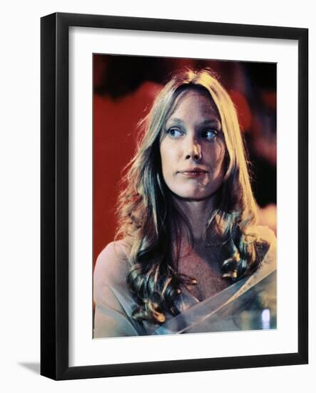 CARRIE, 1976 directed by BRIAN by PALMA Sissy Spacek (photo)-null-Framed Photo