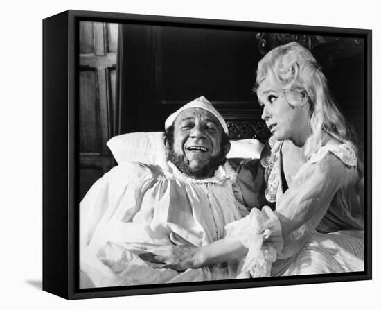 Carry on Henry-null-Framed Stretched Canvas