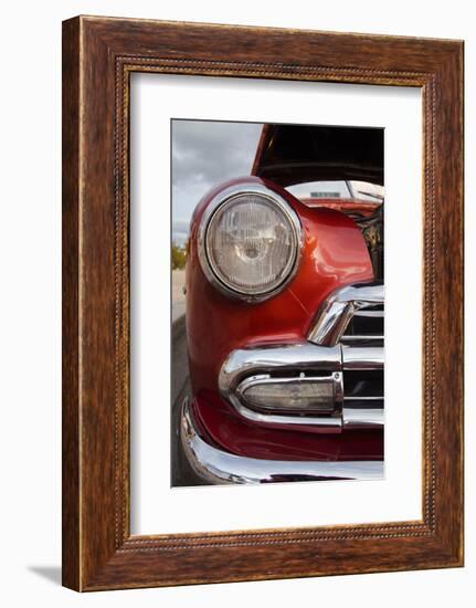 Cars of Cuba IV-Laura Denardo-Framed Photographic Print