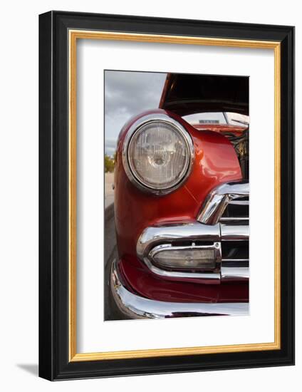 Cars of Cuba IV-Laura Denardo-Framed Photographic Print