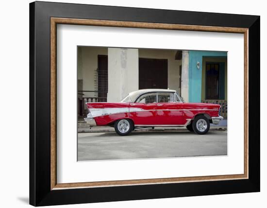 Cars of Cuba VII-Laura Denardo-Framed Photographic Print