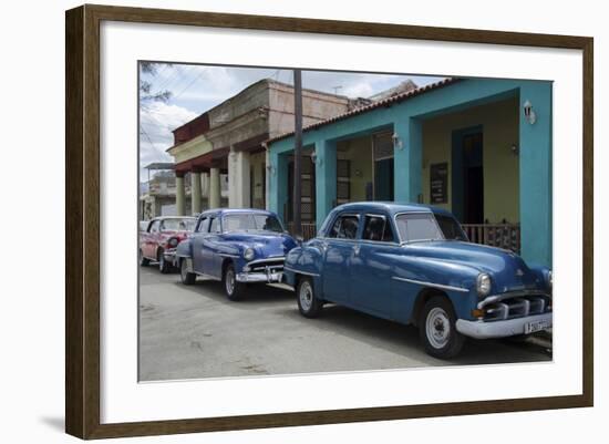 Cars of Cuba VIII-Laura Denardo-Framed Photographic Print