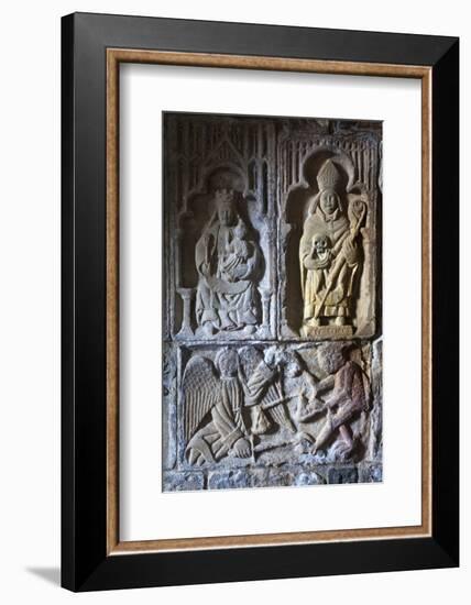 Carved Detail on the Stone Tomb of Alasdair Crotach-Lee Frost-Framed Photographic Print