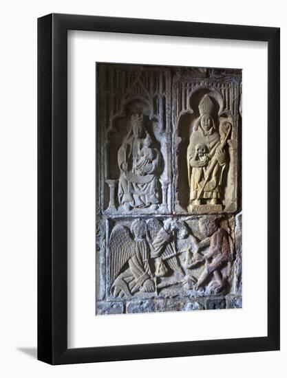 Carved Detail on the Stone Tomb of Alasdair Crotach-Lee Frost-Framed Photographic Print