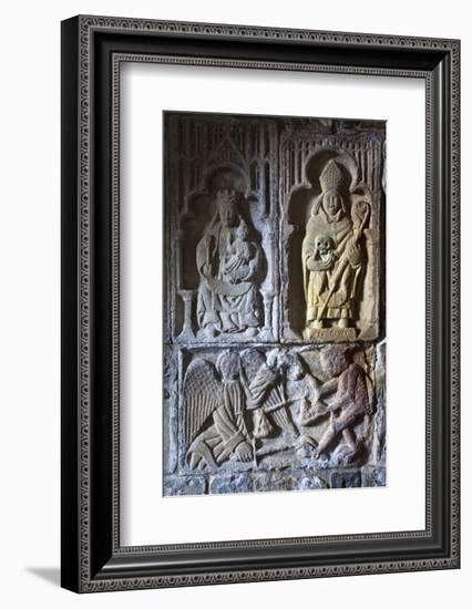 Carved Detail on the Stone Tomb of Alasdair Crotach-Lee Frost-Framed Photographic Print