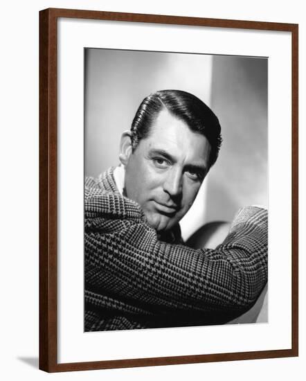 Cary Grant. "Notorious" 1946, Directed by Alfred Hitchcock-null-Framed Photographic Print