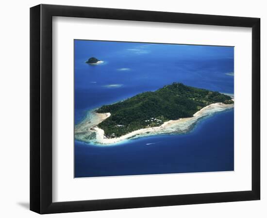 Castaway Island Resort, Mamanuca Islands, Fiji-David Wall-Framed Photographic Print