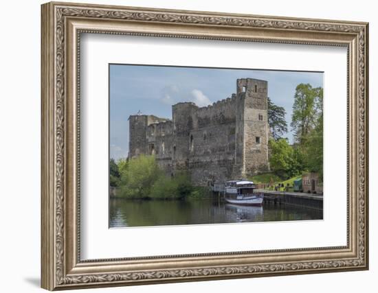 Castle and River Trent, Newark, Nottinghamshire, England, United Kingdom-Rolf Richardson-Framed Photographic Print