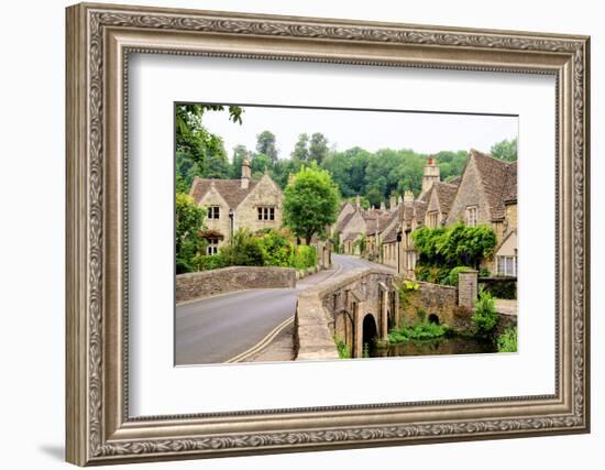 Castle Combe-Jeni Foto-Framed Photographic Print