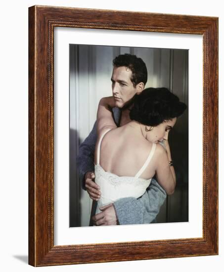 Cat on a Hot Tin Roof 1958 Directed by Richard Brooks Elizabeth Taylor and Paul Newman-null-Framed Photo