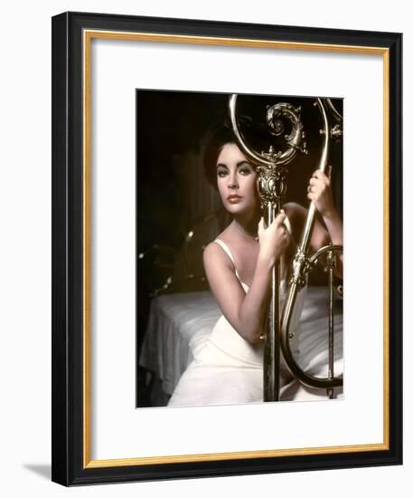 Cat on a Hot Tin Roof, Elizabeth Taylor, Directed by Richard Brooks, 1958-null-Framed Photo