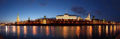 Moscow, Panorama, Kremlin, Kremlin Palace, in the Evening-Catharina Lux-Photographic Print