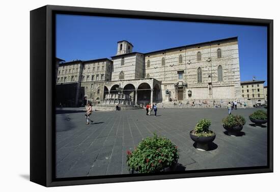 Cathedral and Fontana Maggiore, Piazza Iv Novembre, Perugia, Umbria, Italy-Geoff Renner-Framed Premier Image Canvas