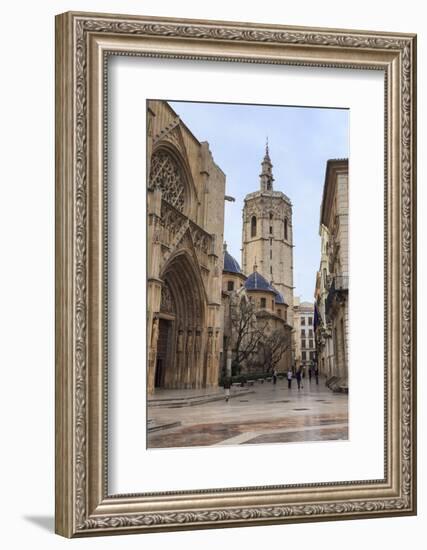 Cathedral and Miguelete Bell Tower, Plaza De La Virgen, Autumn (Fall), Valencia, Spain, Europe-Eleanor Scriven-Framed Photographic Print