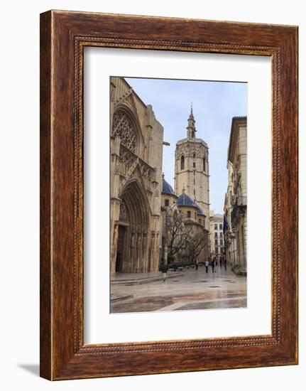 Cathedral and Miguelete Bell Tower, Plaza De La Virgen, Autumn (Fall), Valencia, Spain, Europe-Eleanor Scriven-Framed Photographic Print