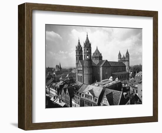 Cathedral of Worms-H. Glassner-Framed Photographic Print