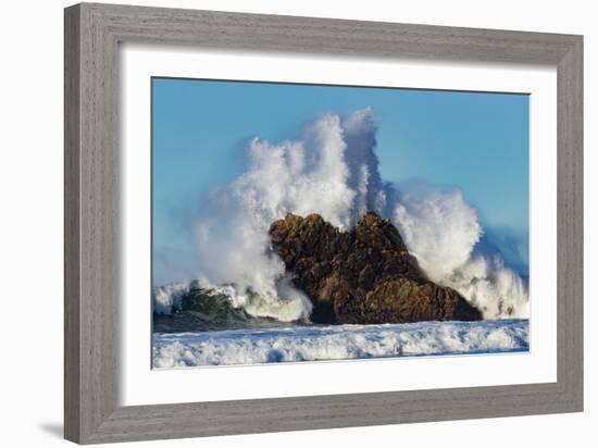 Cayucos Waves II-Lee Peterson-Framed Photo
