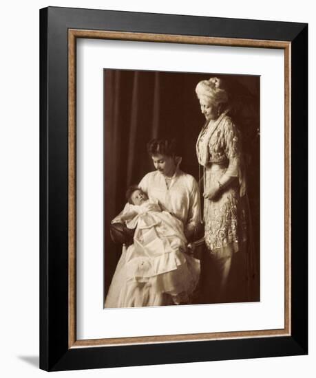 Cecilie Mit Kind, Kaiserin Victoria, Cecilienhilfe-null-Framed Giclee Print