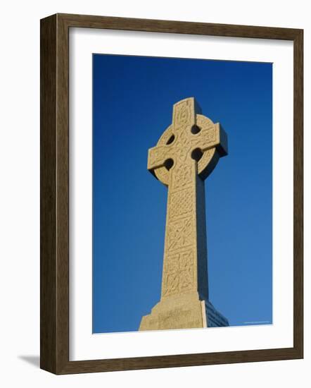 Celtic Cross, Aberdaron, Lleyn Peninsula, Gwynedd, Wales, UK, Europe-Ruth Tomlinson-Framed Photographic Print