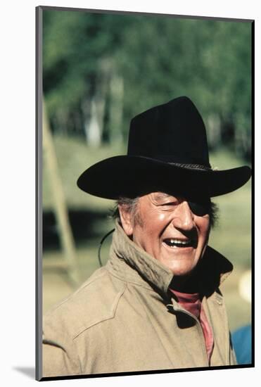 Cent Dollars pour un Sherif TRUE GRIT by Henry Athaway with John Wayne, 1969 (photo)-null-Mounted Photo