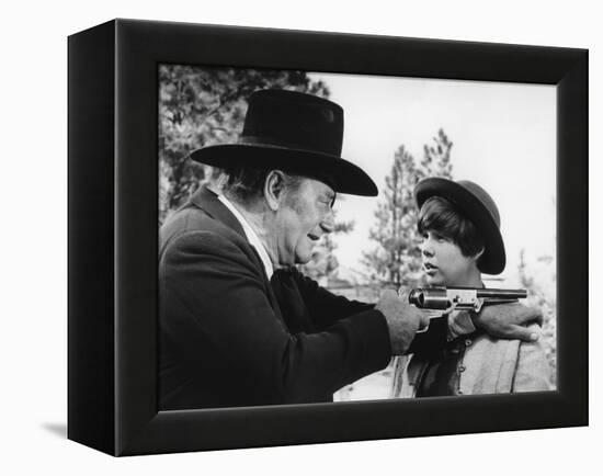 Cent Dollars pour un Sherif TRUE GRIT by Henry Athaway with John Wayne and Kim Darby, 1969 (b/w pho-null-Framed Stretched Canvas