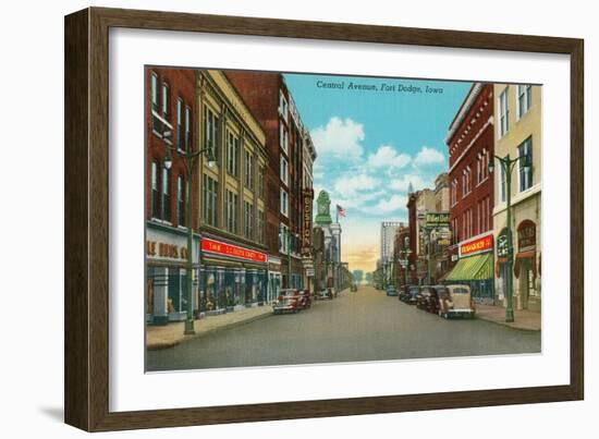 Central Avenue, Fort Dodge, Iowa-null-Framed Art Print