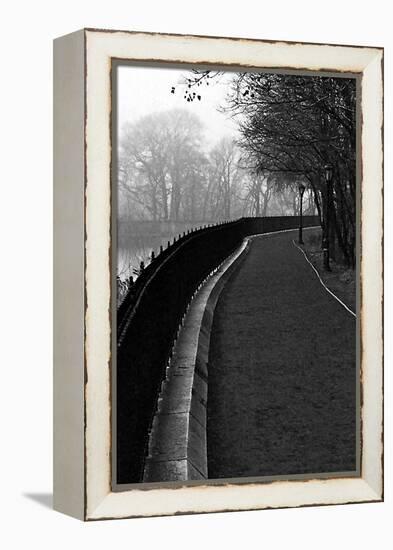 Central Park Reservoir, NYC-Jeff Pica-Framed Premier Image Canvas