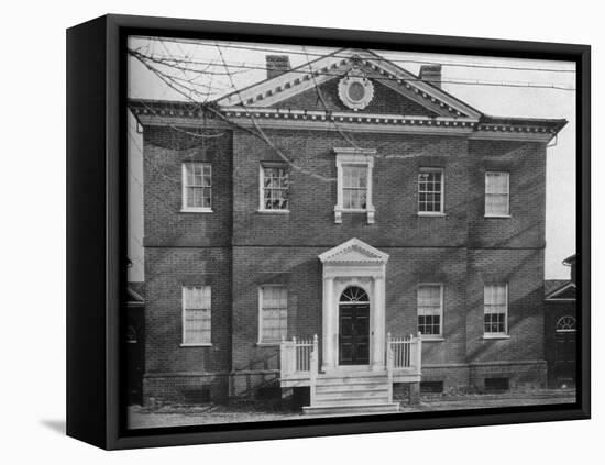 Central pavilion, street front of Harwood House, Annapolis, Maryland, 1922-null-Framed Premier Image Canvas