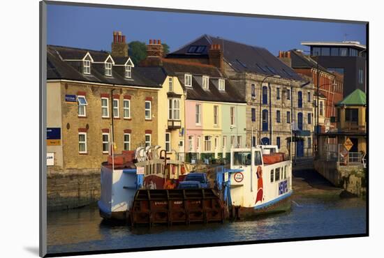 Chain Ferry, Cowes, Isle of Wight, England, United Kingdom, Europe-Neil Farrin-Mounted Photographic Print