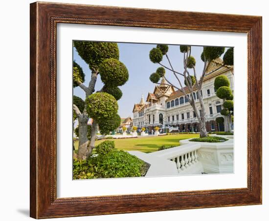 Chakri Maha Prasat Hall, Grand Palace, Bangkok, Thailand, Southeast Asia, Asia-Matthew Williams-Ellis-Framed Photographic Print