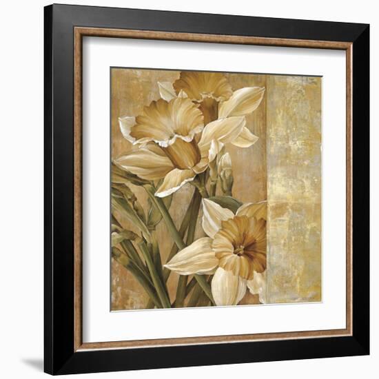 Champagne Daffodils I-Linda Thompson-Framed Giclee Print