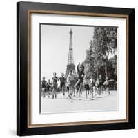 Champs de Mars Gardens-Robert Doisneau-Framed Art Print