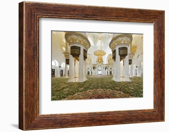 Chandelier in Prayer Hall, Sheikh Zayed Bin Sultan Al Nahyan Moschee, Al Maqtaa-Axel Schmies-Framed Photographic Print