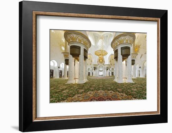 Chandelier in Prayer Hall, Sheikh Zayed Bin Sultan Al Nahyan Moschee, Al Maqtaa-Axel Schmies-Framed Photographic Print