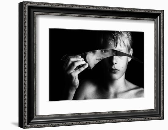 Changing face-Mirjam Delrue-Framed Photographic Print