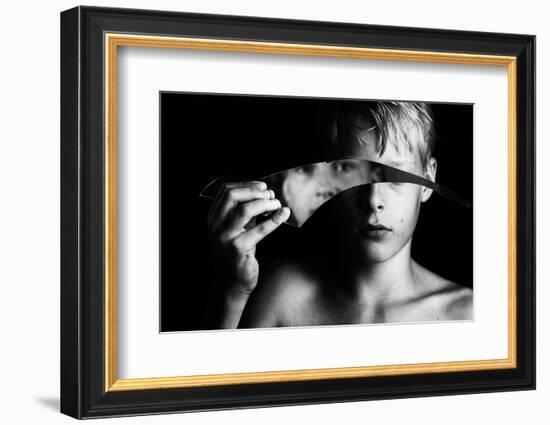 Changing face-Mirjam Delrue-Framed Photographic Print