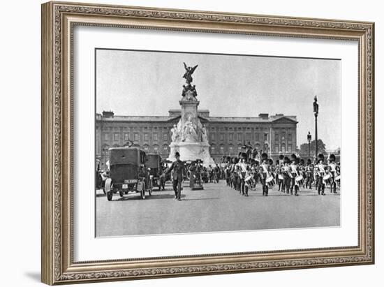 Changing of the Guard, Buckingham Palace, London, 1926-1927-McLeish-Framed Giclee Print