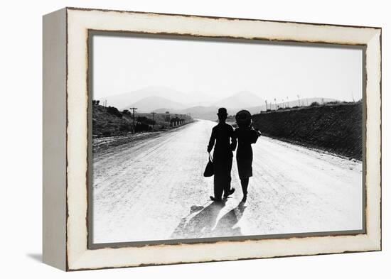 Chaplin: Modern Times, 1936-null-Framed Premier Image Canvas