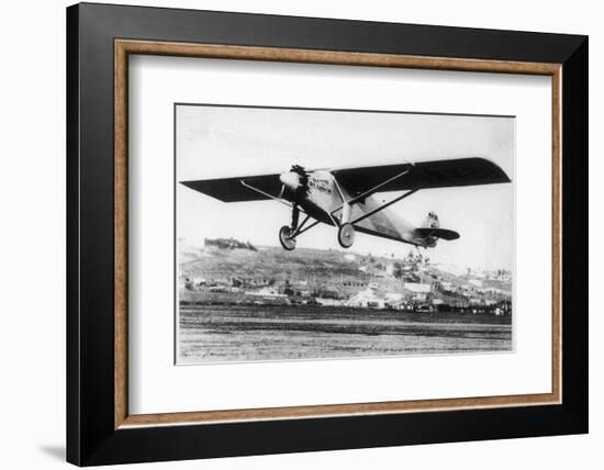 Charles Lindbergh in the "Spirit of St. Louis" Sets off from New York-null-Framed Photographic Print