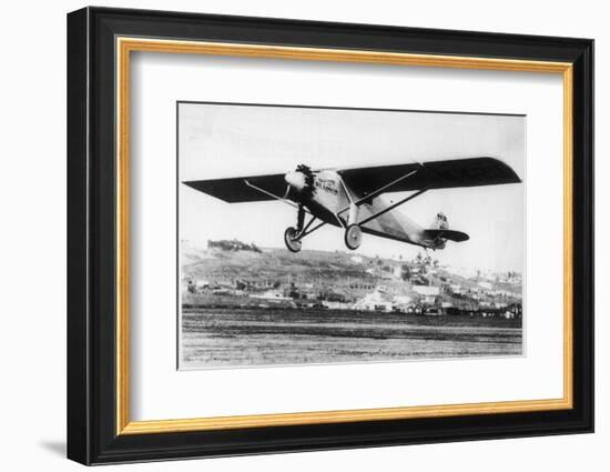 Charles Lindbergh in the "Spirit of St. Louis" Sets off from New York-null-Framed Photographic Print