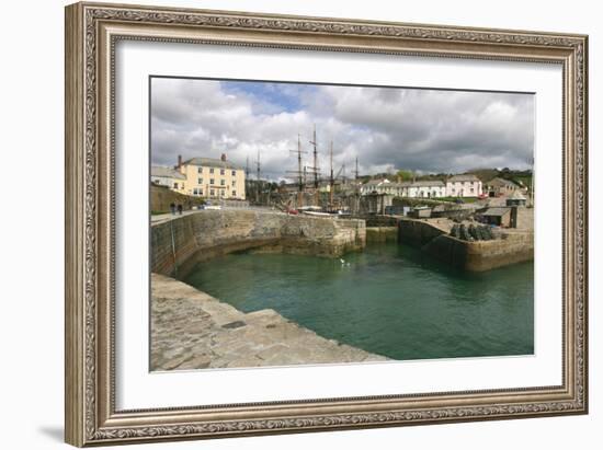 Charlestown, Cornwall-Peter Thompson-Framed Photographic Print