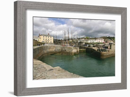 Charlestown, Cornwall-Peter Thompson-Framed Photographic Print