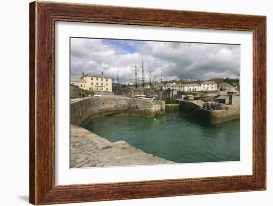 Charlestown, Cornwall-Peter Thompson-Framed Photographic Print