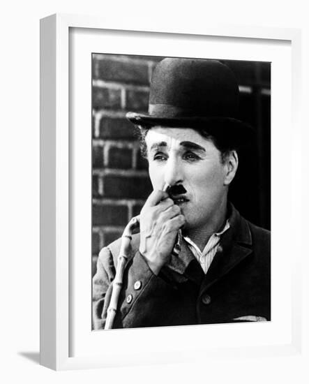 Charlie Chaplin. "City Lights" 1931, Directed by Charles Chaplin-null-Framed Photographic Print