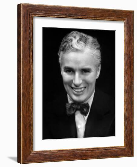 Charlie Chaplin, Looking Dapper, 1936-null-Framed Photo