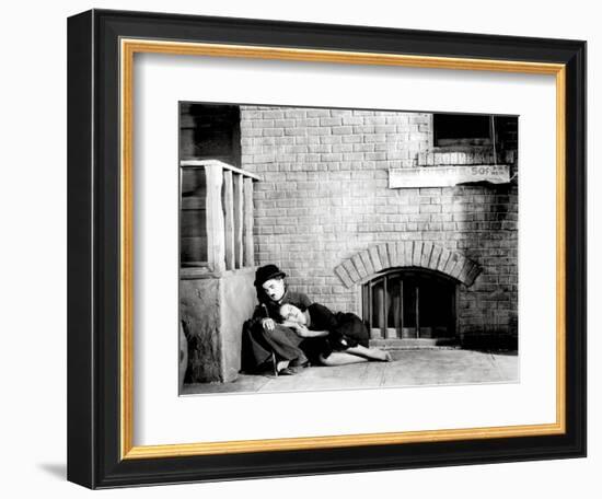 Charlie Chaplin, Paulette Goddard. "The Masses" 1936, "Modern Times" Directed by Charles Chaplin-null-Framed Photographic Print