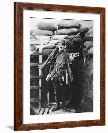 Charlie Chaplin, Shoulder Arms, 1918-null-Framed Photographic Print